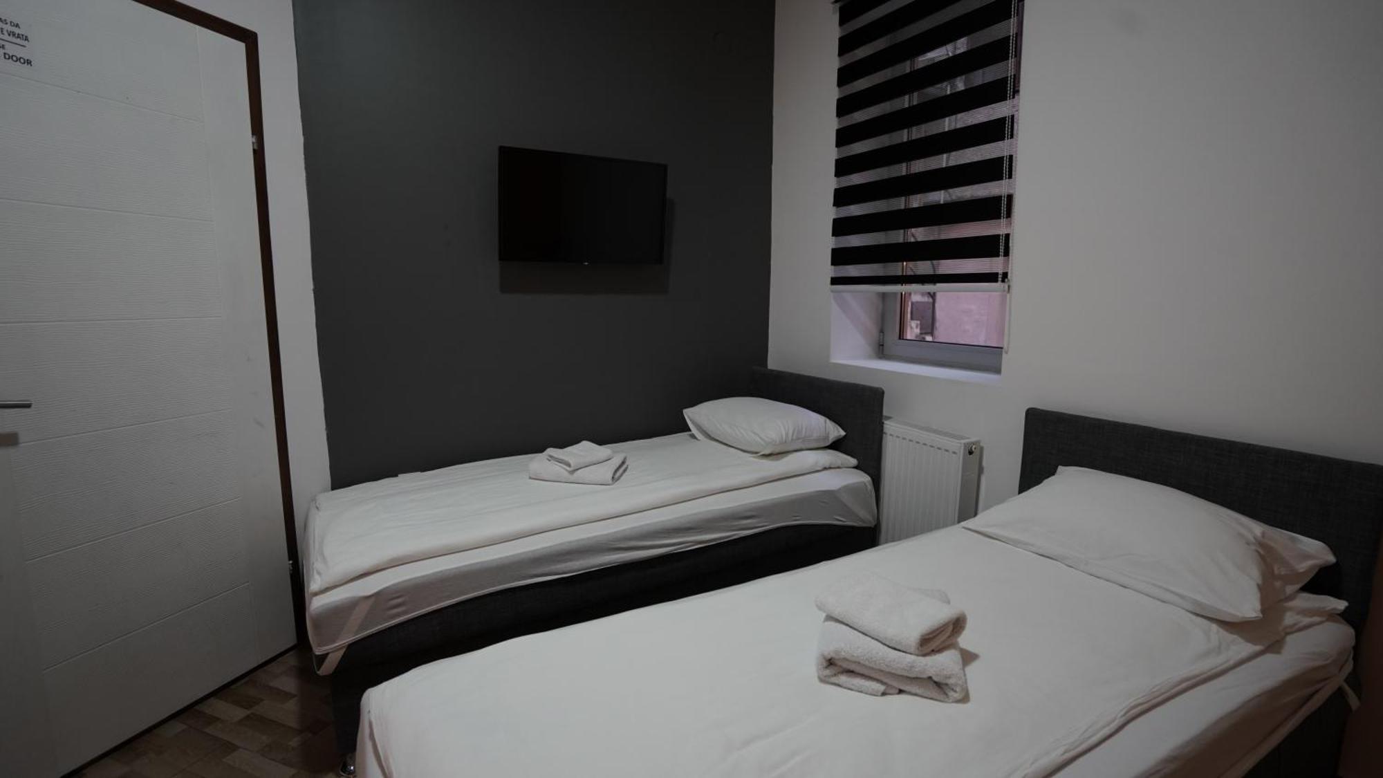Hideaway Rooms & Apartments سراييفو المظهر الخارجي الصورة